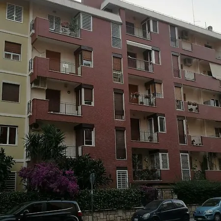 Dama House Bari